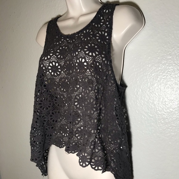 Urban Outfitters pins & needles crochet daisy tank - Picture 3 of 6